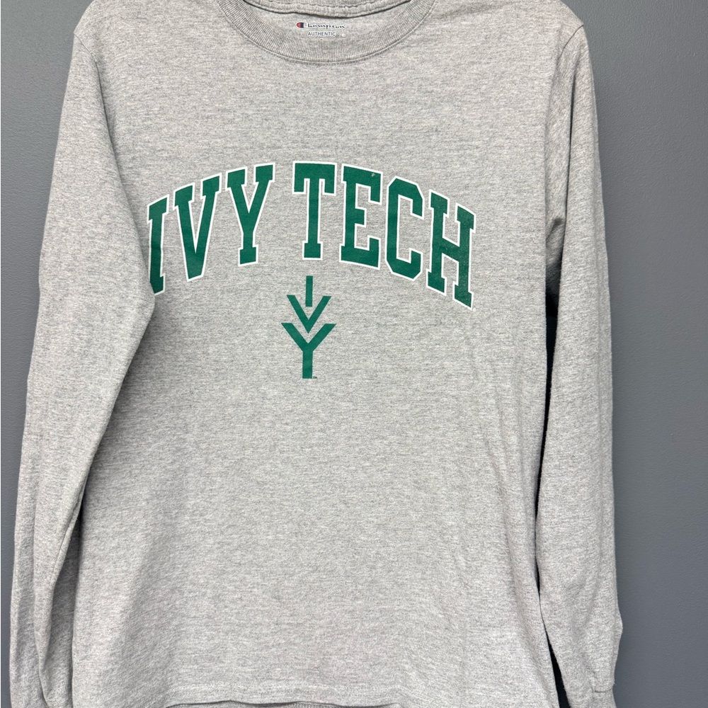 Ivy Trch Champion Gray Authentic Shirt